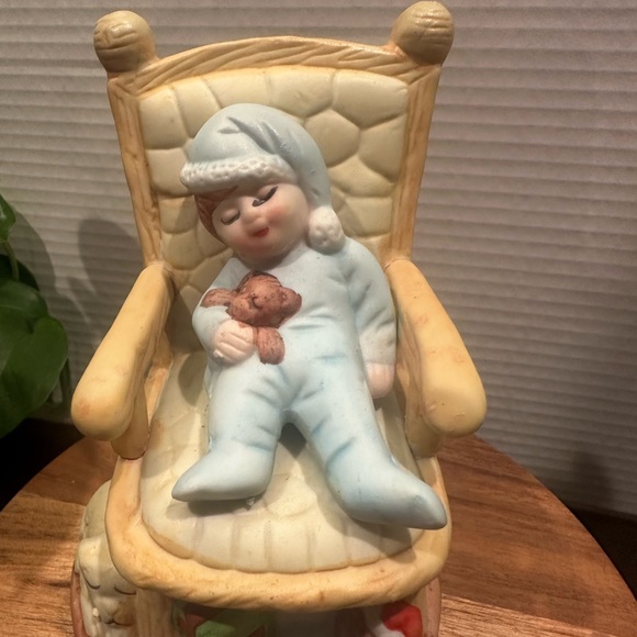 Night Before Christmas Vintage Silent Night Hand Painted Revolving Music Box - Picture 5 of 14